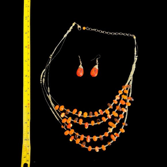 Beautiful Orange beaded necklace and matching earrings - Picture 1 of 1